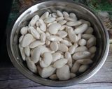 Foto del paso 1 de la receta Judiones con almejas y gambas