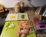 Foto del paso 1 de la receta: Albóndigas de pollo teriyaki en airfryer