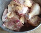 Foto langkah ke 1 dari resep Ayam goreng lengkuas.