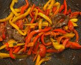 A picture of step 3 of Marinated Beef with Bell Peppers and Cherry Tomatoes.