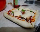 A picture of step 18 of Chicken tikka pizza (without oven bake in pateela).