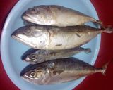 Foto langkah ke 1 dari resep Ikan Kembung Balado.