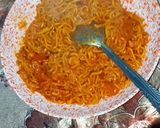 A picture of step 6 of Simple indomie.