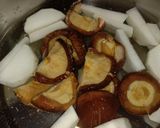 รูปขั้นตอนการทำที่ 8 ของ ซุปหัวไชเท้าใส่กุ้ง | Radish soup with shrimp