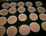Foto del paso 3 de la receta Magdalenas con leche condensada y fresas