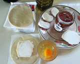 Foto del paso 1 de la receta: Empanadillas de queso de cabra y confitura de tomate