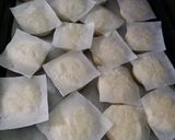 Hình bước làm 6 của món Bánh pía nhân đậu xanh sầu riêng