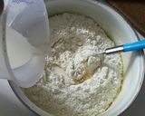 Foto langkah ke 2 dari resep 374. Muffin Keju (no mixer).
