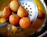 A picture of step 7 of Deep fried dumplings.