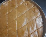 A picture of step 4 of Sukhadi or Godpapdi.