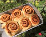A picture of step 14 of Cinnamon rolls.