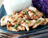 รูปขั้นตอนการทำที่ 4 ของ ไก่ผัดพริกขี้หนูสวน