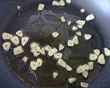 Foto del paso 1 de la receta: Merluza al ajillo