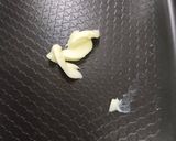 Gambar langkah 2 resipi Banana Puff.