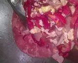 Foto langkah ke 6 dari resep Bihun buah naga.