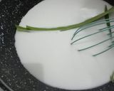 Foto langkah ke 2 dari resep Bubur Sumsum Lembut.