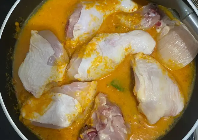 Langkah-langkah untuk membuat Resep Kare Ayam Rumahan Lezat