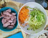 Foto langkah ke 1 dari resep Oseng sosis sayur.