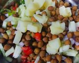 चटपटा चना चाट (Chatpata chana chaat recipe in hindi) रेसिपी चरण 4 फोटो
