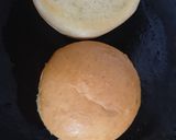 આલૂ ટીકકી બર્ગર (Aloo Tikki Burger Recipe In Gujarati) રેસીપી સ્ટેપ4ફોટો