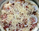Foto langkah ke 6 dari resep Bolognese Pizza.