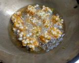 A picture of step 2 of Sabudana Pops.