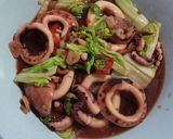 Foto langkah ke 4 dari resep Cumi Saos Tiram.