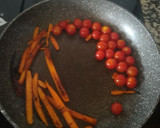 Foto del paso 3 de la receta: Pollo con tomatitos al yogurt