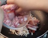 A picture of step 2 of Chicken Yogurt Curry.