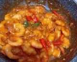 Foto langkah ke 2 dari resep Udang Asam Manis Praktis.
