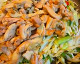 Foto del paso 3 de la receta Pollo en tiras salteado con col