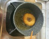Foto langkah ke 4 dari resep Donat tanpa telur.