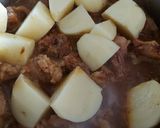 A picture of step 2 of Mutton masala.