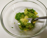 Foto del paso 1 de la receta: Crema de cacao con aguacate o caqui