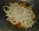Foto langkah ke 4 dari resep Tumis Usus Ayam ala Warteg #BikinRamadanBerkesan.