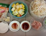 รูปขั้นตอนการทำที่ 1 ของ ผัดถั่วงอกเต้าหู้หมูสับ