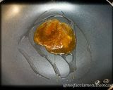 Foto del passaggio 2 della ricetta Quaglie Arrosto Saporite al Mandarino