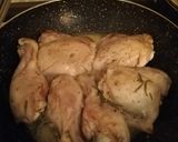 Foto del passaggio 1 della ricetta Pollo alla vodka con patate sabbiose