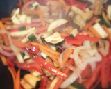 Foto del paso 4 de la receta: Vermicelli de Arroz con Cerdo y Verduritas en Salsa Satay