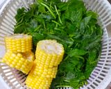 Foto langkah ke 1 dari resep Sayur Bening Bayam,Tahu,Jagung.