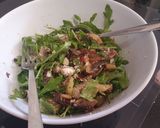 Foto del paso 3 de la receta Ensalada templada de rúcula con verduras salteados jamón y feta