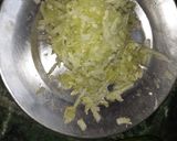 A picture of step 1 of Cucumber raita.