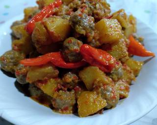 Sambal goreng kentang bola-bola daging langkah memasak 6 foto