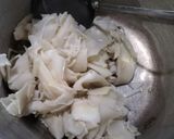 Foto langkah ke 1 dari resep Sayur Bening Rebung.