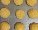 Foto langkah ke 3 dari resep Dorami bread / kue melon jepang.