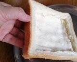 A picture of step 2 of Bread Pizza.
