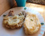 Foto del paso 3 de la receta: Bifes de cerdo a la mostaza, limón, miel y jengibre