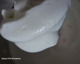 A picture of step 2 of Gulkand Milkshake.