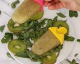 A picture of step 7 of Kiwi ice popsicles.