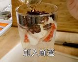 蔓越莓蘋果氣泡飲，勁涼爽酷新口感！富含纖維質的氣泡水教你做！的食譜步驟4照片
